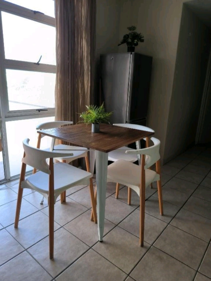 Per night Oceanic Suites