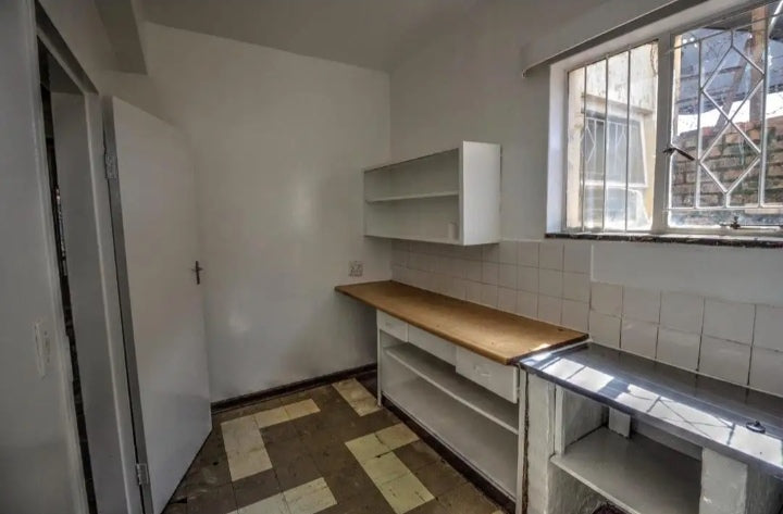 Flat to rent in Kempton Park Central