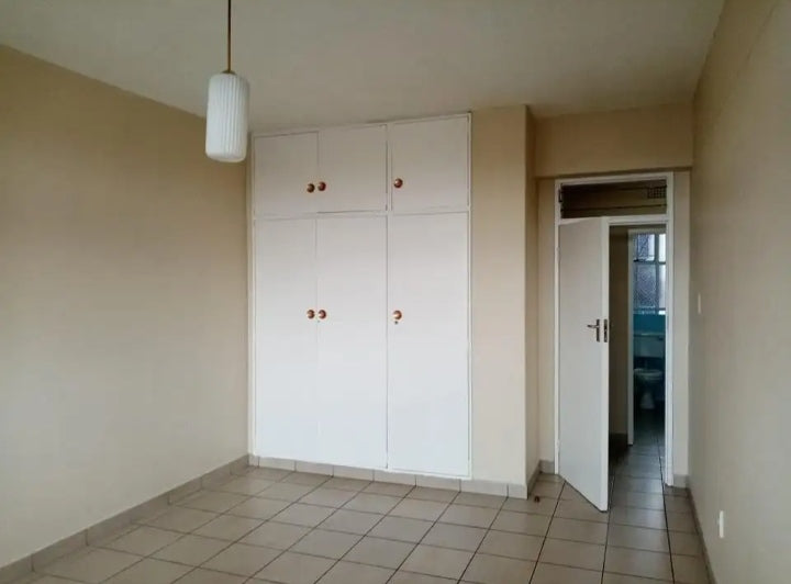 Flat to rent in Gemiston Central