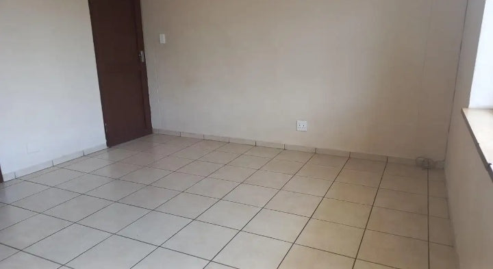 Flat to rent In Gemiston Central