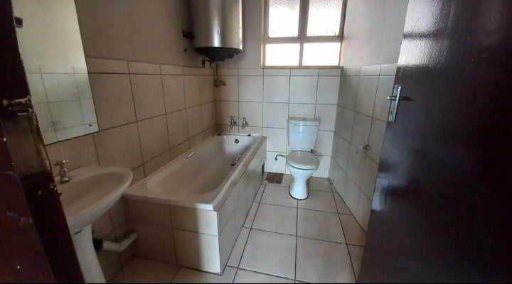 Flat to rent In Gemiston Central