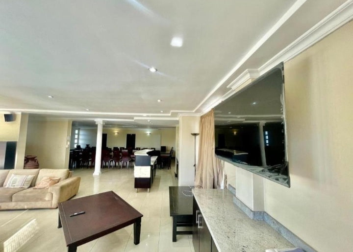 Flat to rent in Rondebosch