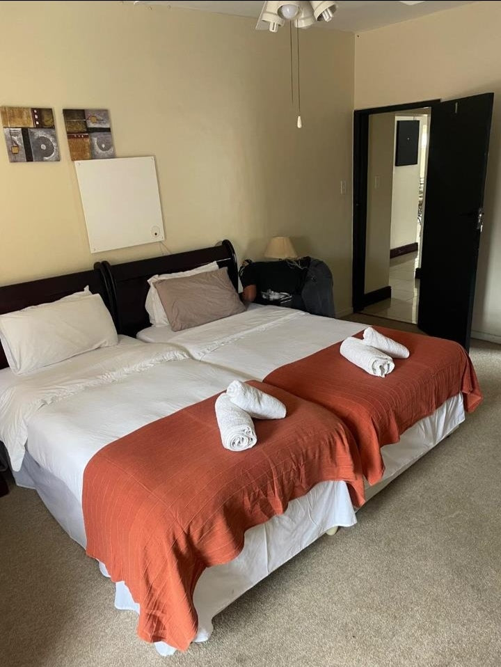 Flat to rent in Rondebosch