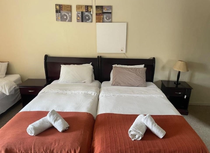 Flat to rent in Rondebosch