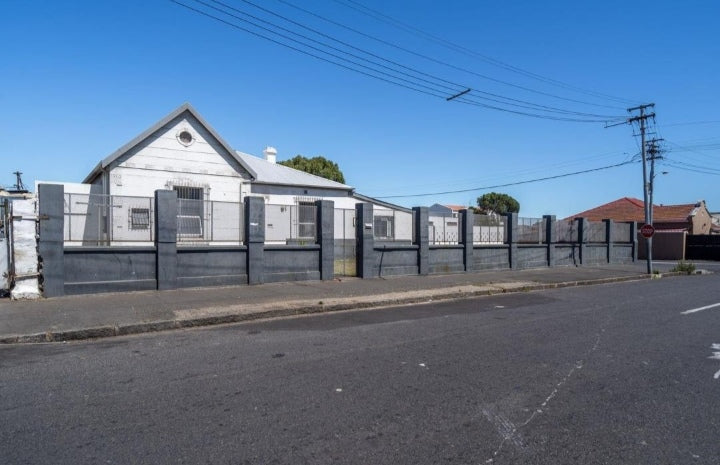 Flat to rent in Maitlands