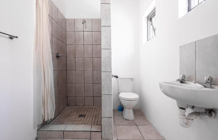 Flat to rent in Maitlands