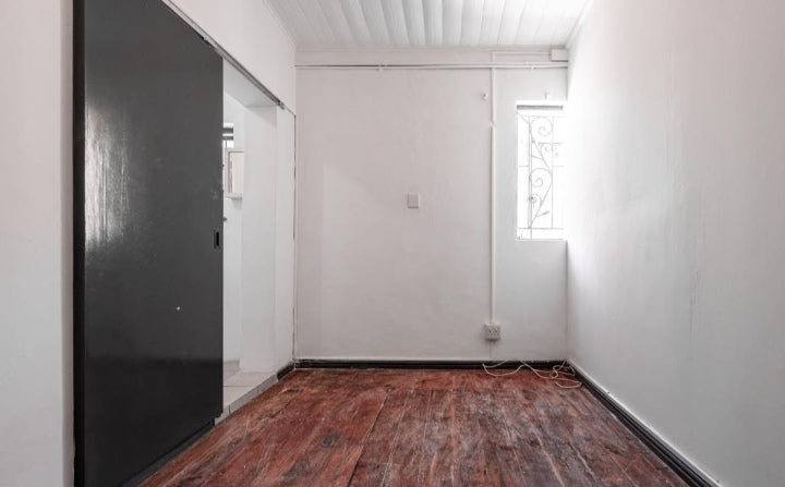 Flat to rent in Maitlands