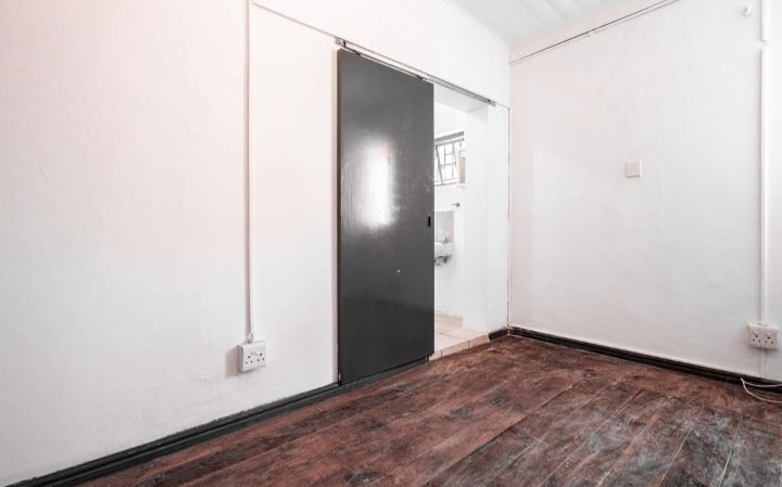 Flat to rent in Maitlands