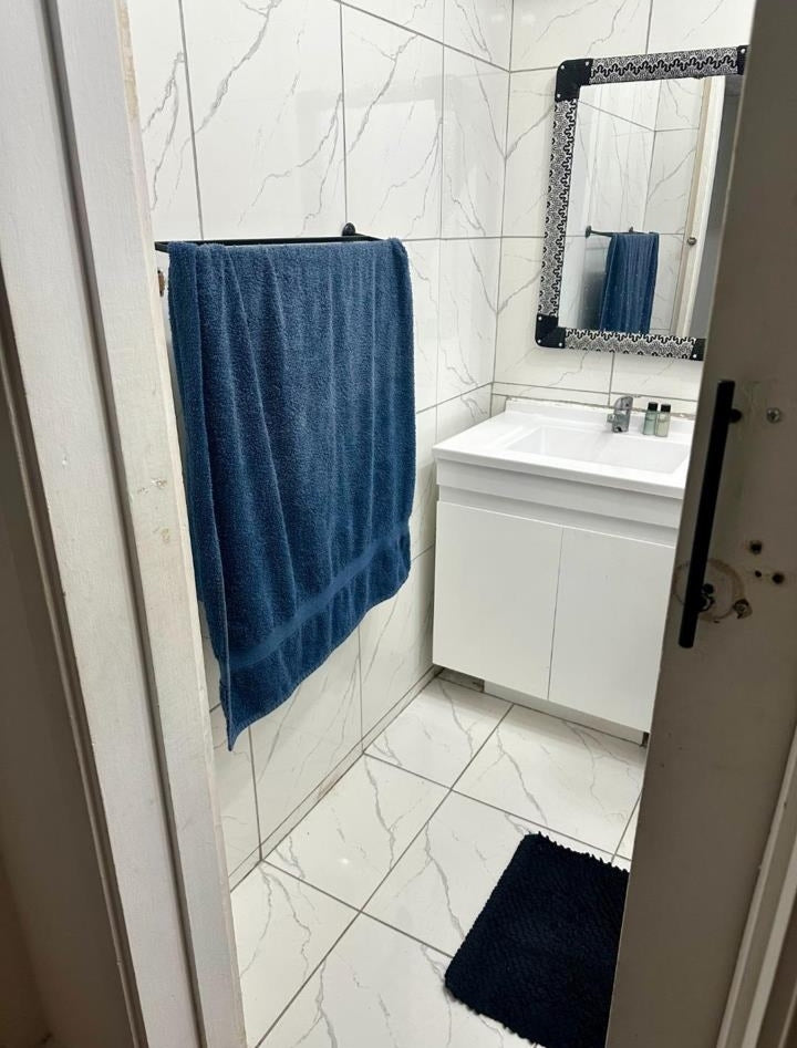 Flat to rent in Musgrave
