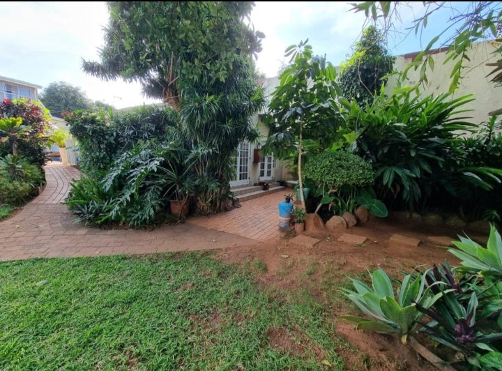 Flat to rent in Durban North
