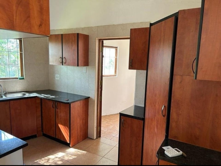Flat to rent in Durban North