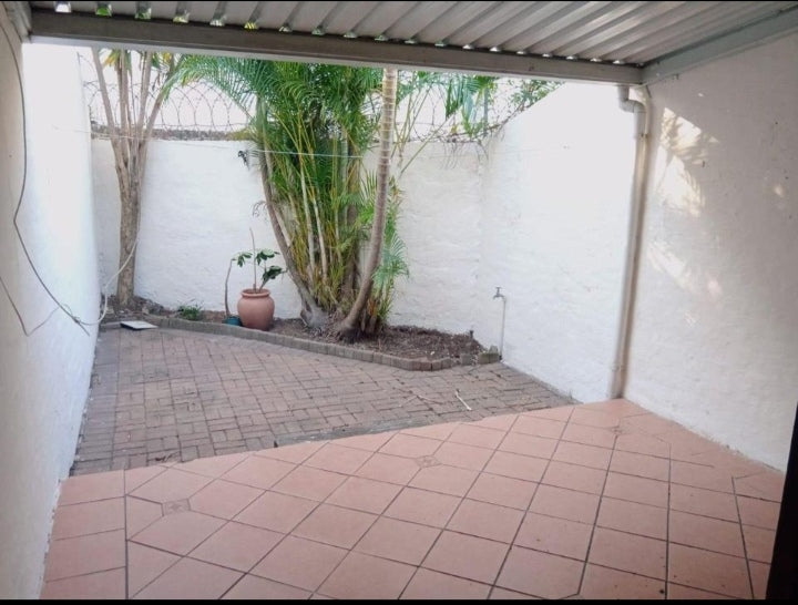 Flat to rent in Morningside