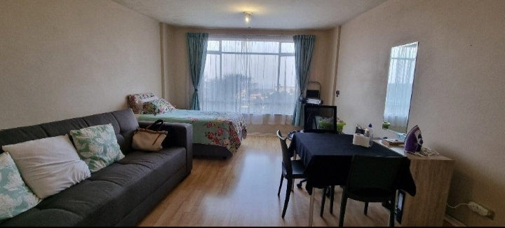 Flat to rent in Morningside