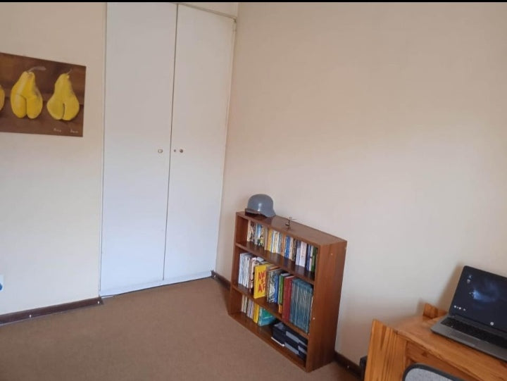 Flat to rent in Randfontein South