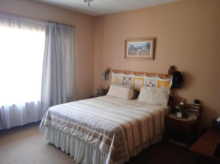 Flat to rent in Randfontein South