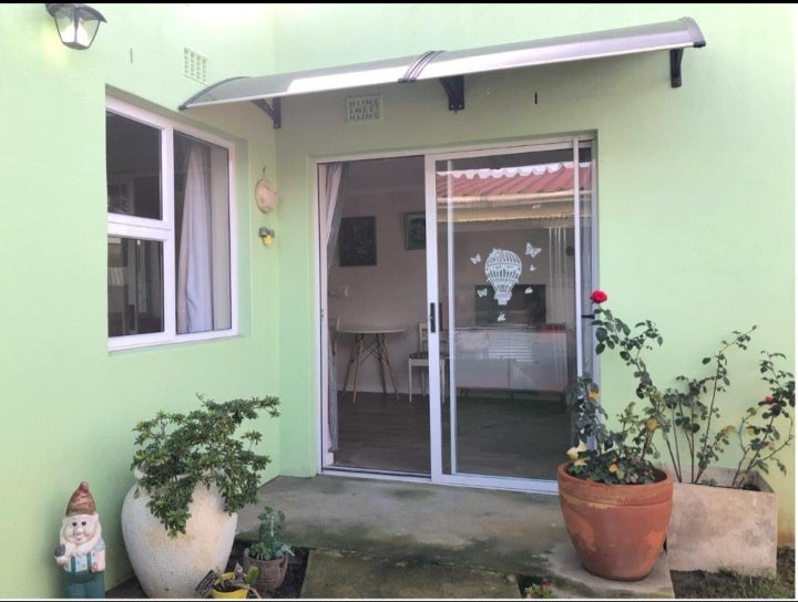 Flat to rent in South Field