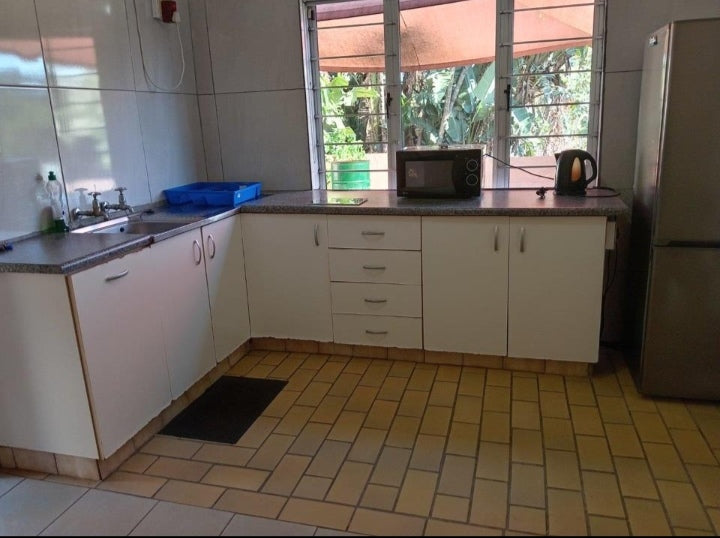 Flat to rent in Durban North