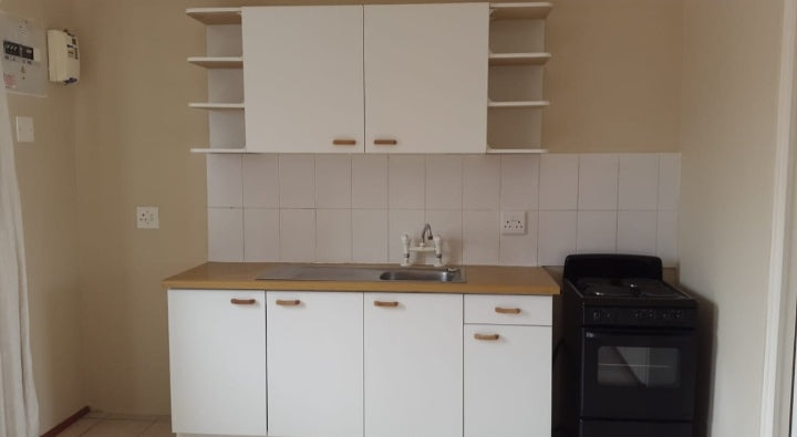 Flat to rent in Oakglen