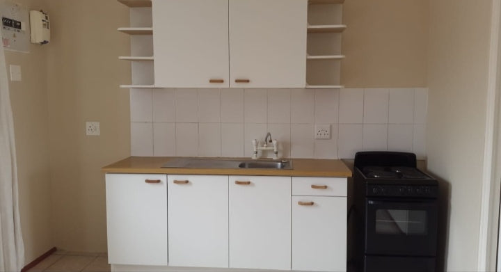 Flat to rent in Oakglen