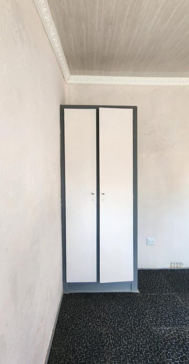 Flat to rent in Homelake