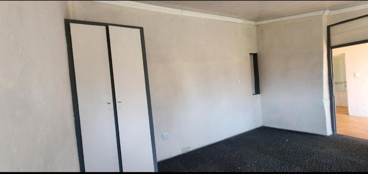 Flat to rent in Homelake