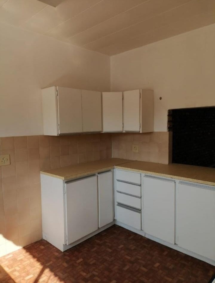 Flat to rent in Greenhills