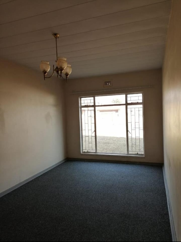 Flat to rent in Greenhills