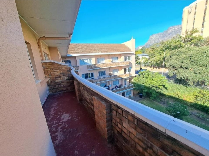 Flat to rent Rosebank