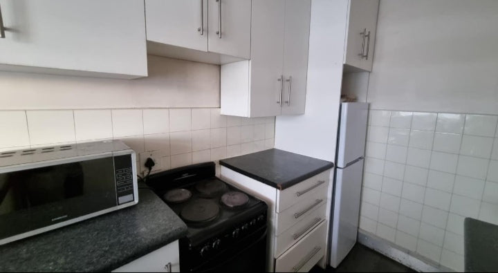 Flat to rent Rosebank