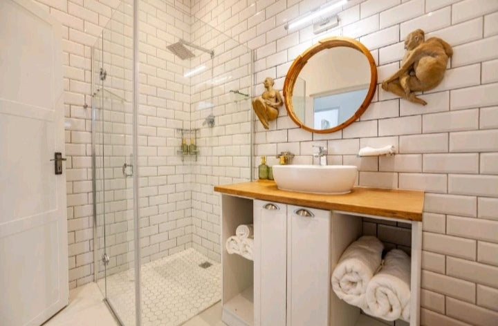 Per Night Cape Aquanaut - Luxury Seaview Apartment
