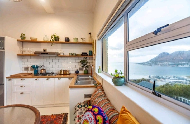 Per Night Cape Aquanaut - Luxury Seaview Apartment