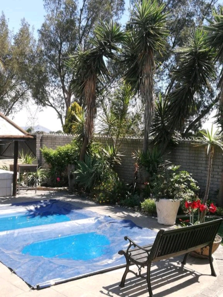 Per Night Sunny Getaway of a Family of 4