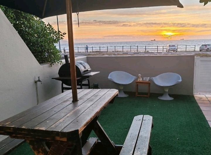 Per Night Beach Sand Table Mountain