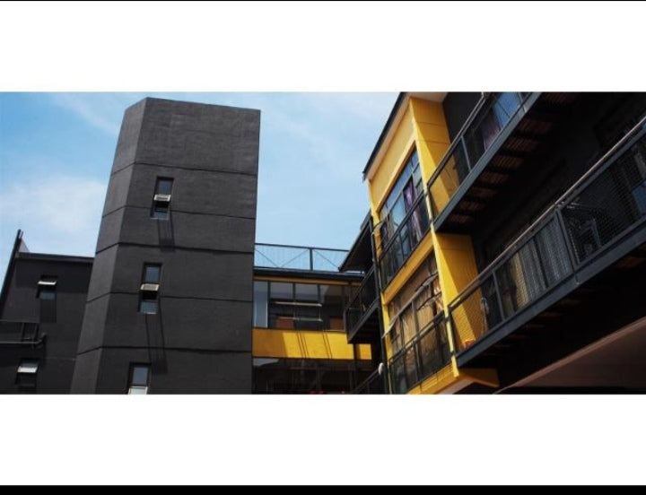 Flat To Rent In Sunnyside