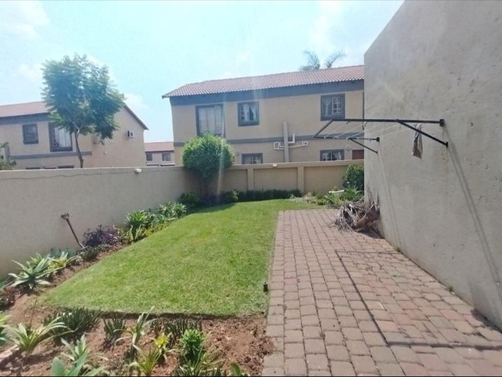 Flat To Rent In Annlin