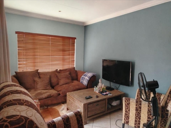 Flat To Rent In Annlin