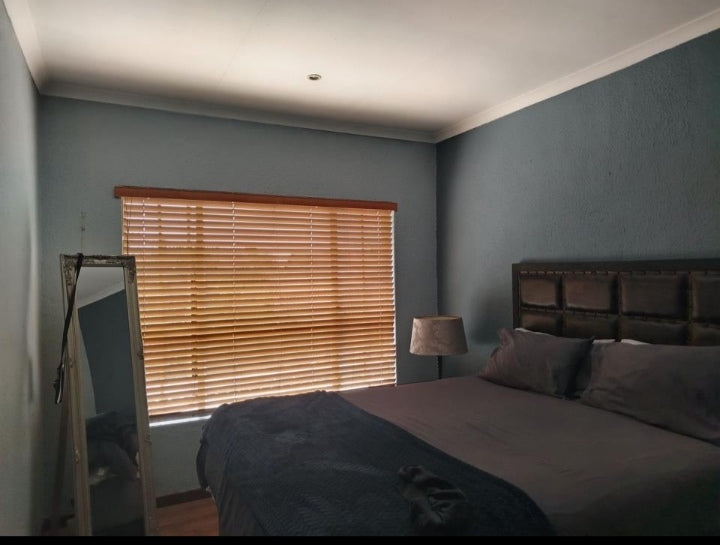 Flat To Rent In Annlin