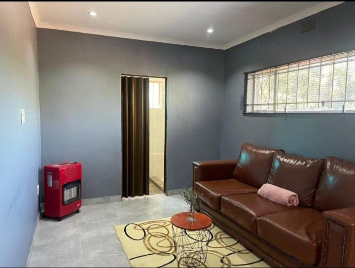 Flat To Rent In Moregloed