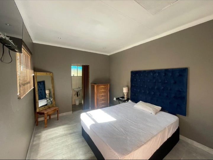 Flat To Rent In Moregloed