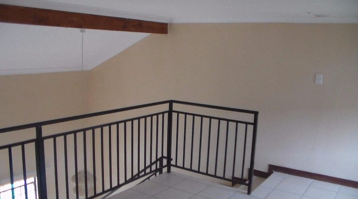 Flat to Rent in Montana Tuine