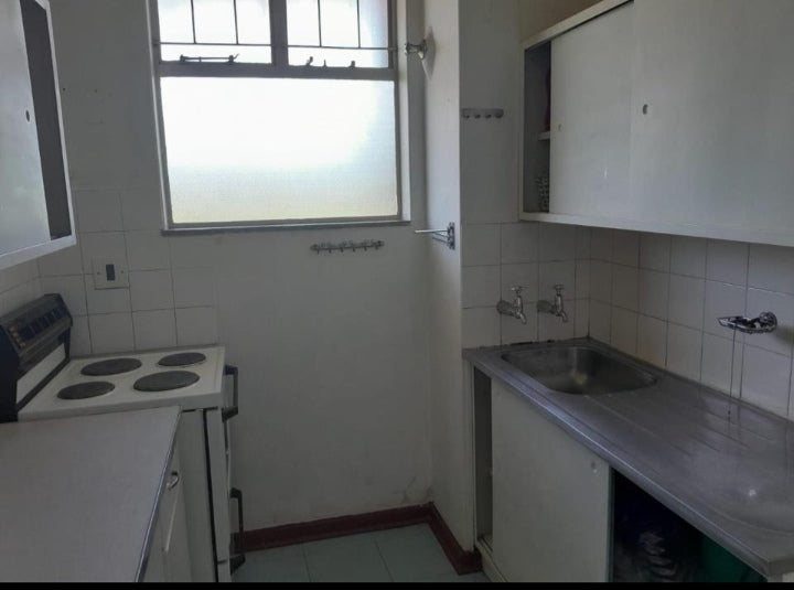 Flat To Rent In Weavind Park