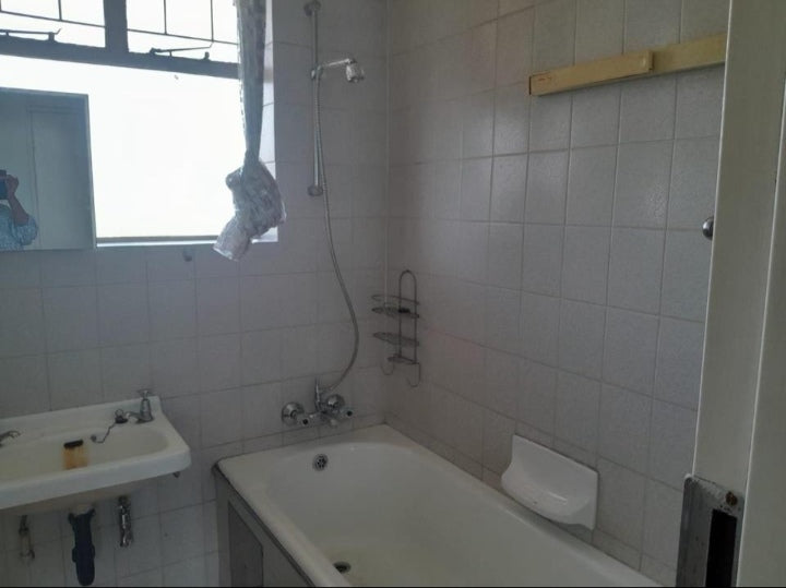 Flat To Rent In Weavind Park