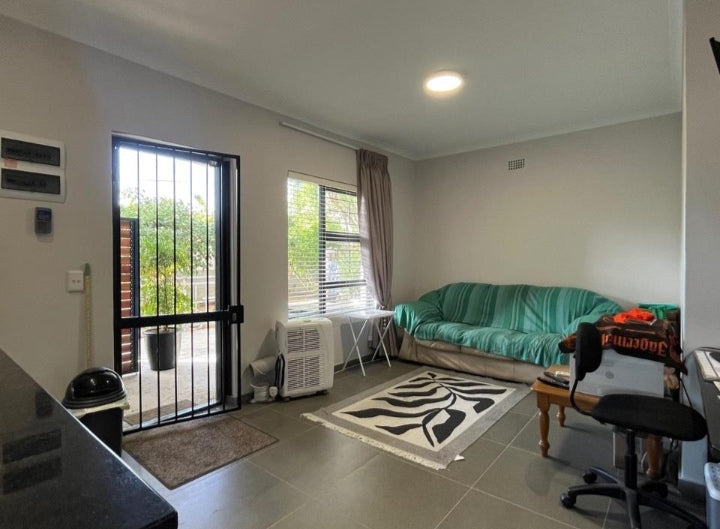 Flat To Rent In Door De Kraal