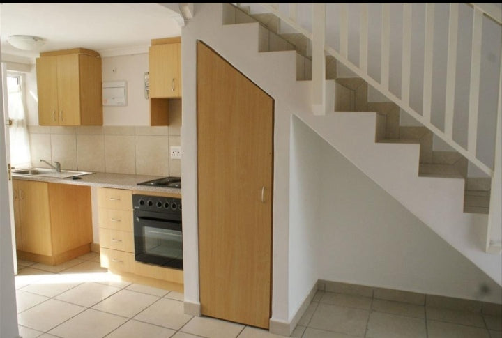 Flat To Rent In Wynberg Upper