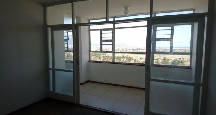 Flat To Rent In Goodwood Contral