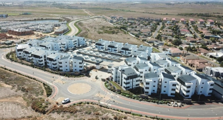 Flat to rent IN Groot Phesantekraal Estate