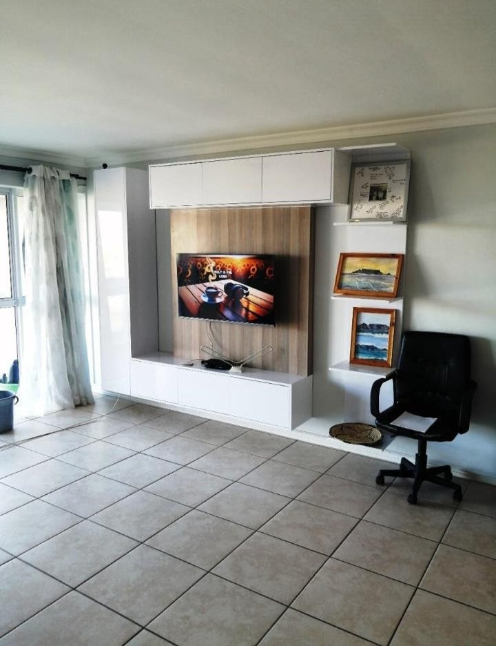 Flat To Rent In Muizenburg
