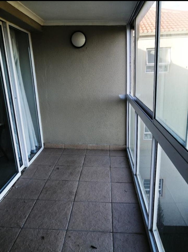 Flat To Rent In Muizenburg