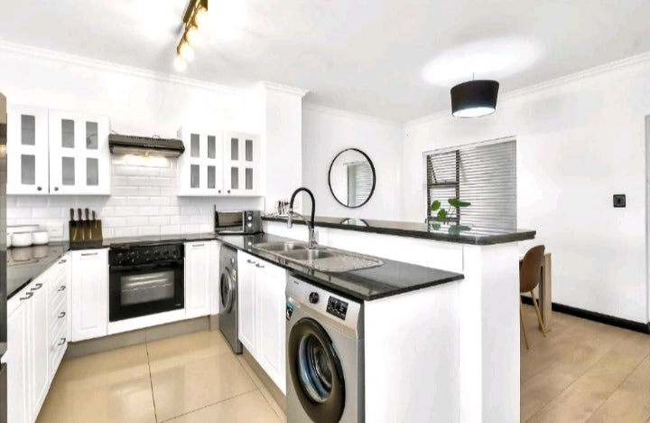 Per Night Sandton Lux 2 bedrooms