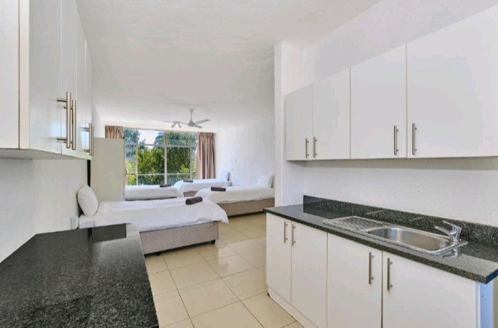 Per Night Inn & Out Sand ton Park